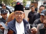 wali-kota-bandung-m-farhan-memberikan-tanggapan-soal-penetapan_251211141440-630.jpg